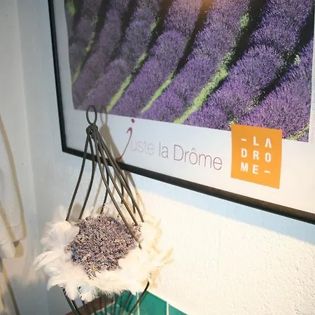 D'hotes La Romarine Guest house