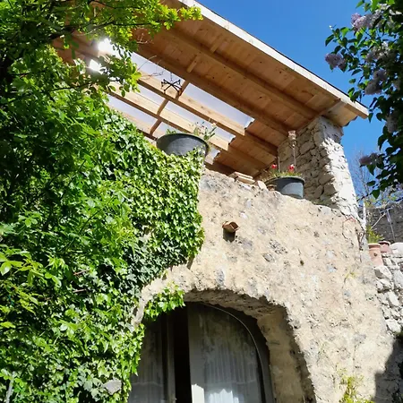 D'hotes La Romarine *